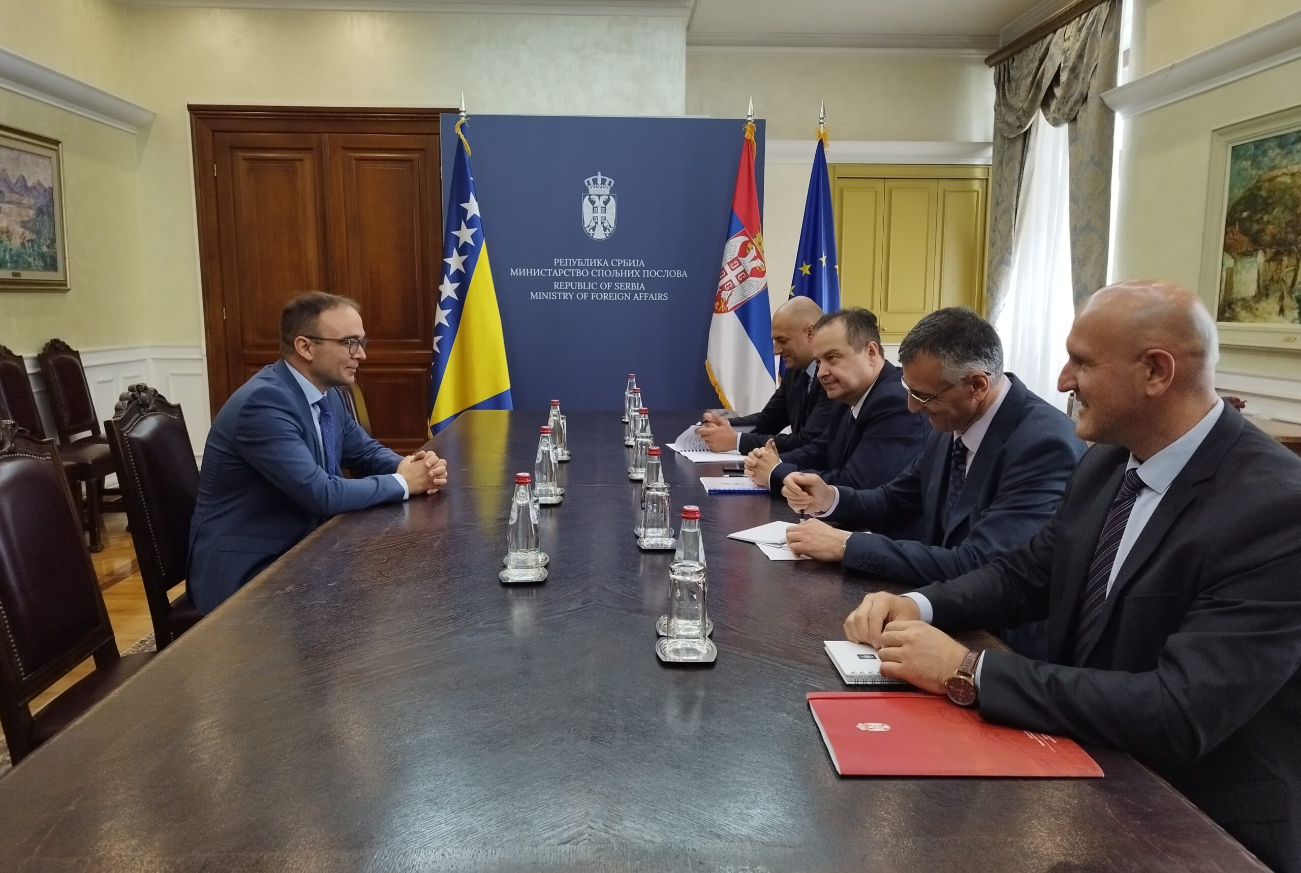 ППВ-и-МСП-Дачић-разговарао-са-новоименованим-амбасадором-БиХ ППВ-и-МСП-Дачић-разговарао-са-новоименованим-амбасадором-БиХ
