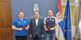 Дачић-уручио-дипломатске-пасоше-српским-репрезентативцима-у-стрељаштву