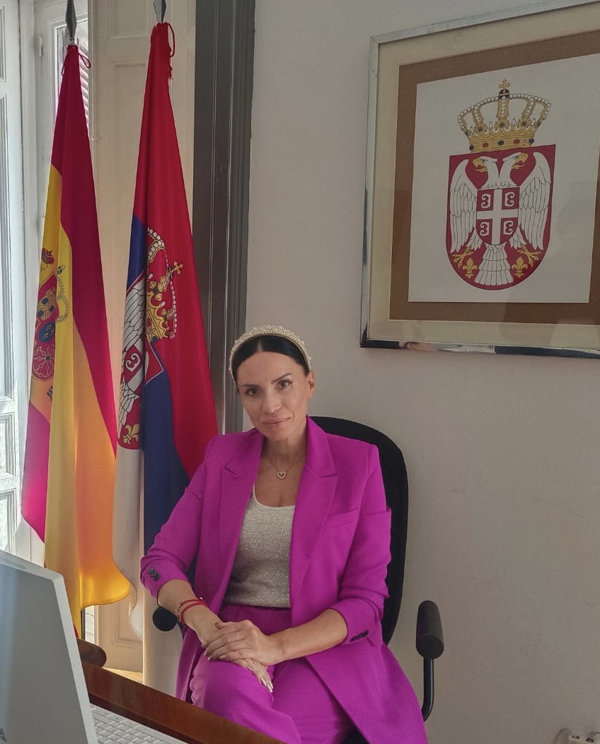 Мадрид:-Интервју-амбасадорке-Шарац-за-„raia-diplomatica“ Мадрид:-Интервју-амбасадорке-Шарац-за-„raia-diplomatica“