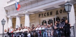 Деца-из-Владимирске-области-Русије-у-посети-Руском-дому