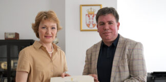 Уручена-егзекватура-почасном-конзулу-Монголије-у-Републици-Србији-Владимиру-Столовићу