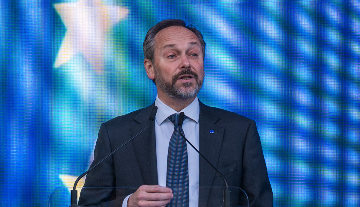 the-european-union-remains-fully-committed-to-walking-side-by-side-with-serbia-on-its-path-to-eu-membership the-european-union-remains-fully-committed-to-walking-side-by-side-with-serbia-on-its-path-to-eu-membership