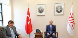 Анкара:-Амбасадор-Јовановић-са-председником-Савета-за-високо-образовање-Републике-Турске