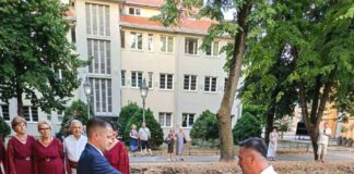 У-Врњачкој-Бањи-откривена-спомен-плоча-писцу-Максиму-Горком