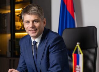 Арно-Гујон-занимљивим-видеом-честитао-Мађарима-Дан-Мађарске:-Србија-и-Мађарска-–-најневероватније-пријатељство?