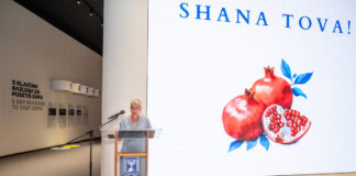jewish-new-year-–-rosh-hashanah-celebrated-at-“playground-expo-2027”
