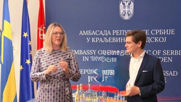 Стокхолм:-Промоција-српске-традиције-и-културе-у-Амбасади